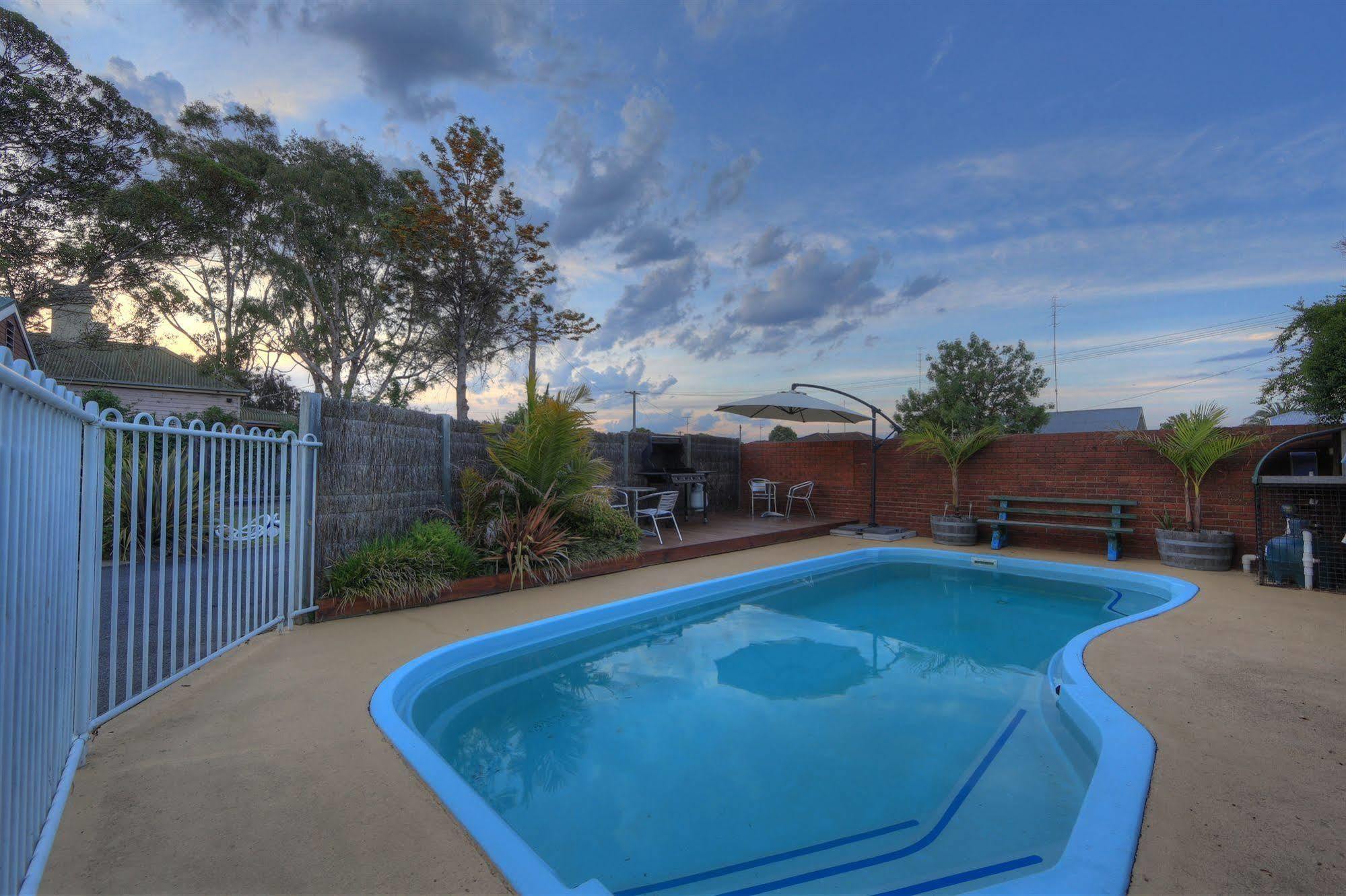 Bairnsdale Tanjil Motor Inn Buitenkant foto
